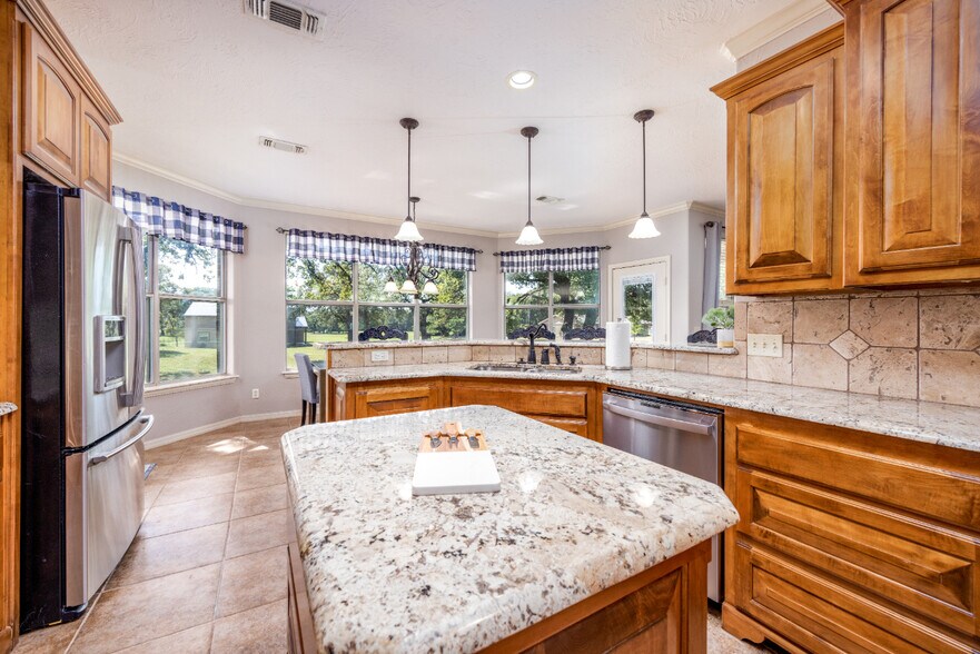 More Photos Of 12625 Sandpiper Rd, Thackerville Specialty For Sale