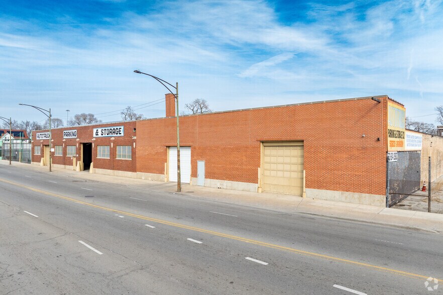 More Photos Of 6629 S Wentworth Ave, Chicago Warehouse For Lease