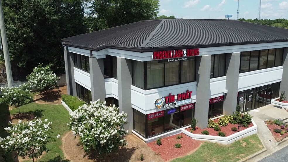 More Photos Of 6139-6141 Oakbrook Pky, Norcross Office For Lease