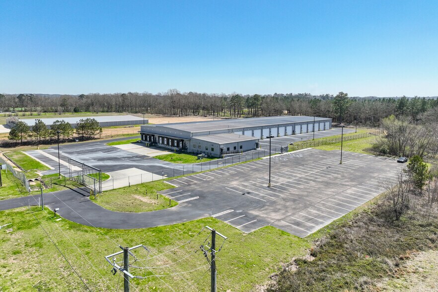 More Photos Of 1744 Evelyn Gandy Pky, Hattiesburg Warehouse For Sale