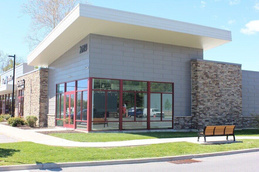 More Photos Of 2627 South Rd, Poughkeepsie Unknown For Lease
