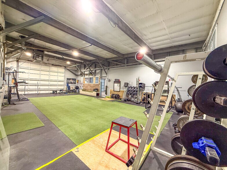 More Photos Of 1730 SE Melrose Dr, Prineville Industrial For Sale