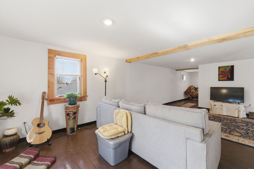 More Photos Of 518 Province Rd, Gilmanton General Retail For Sale