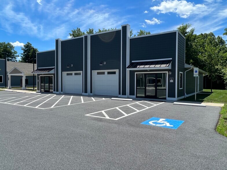 More Photos Of 8520 Allentown Pike, Blandon Unknown For Lease