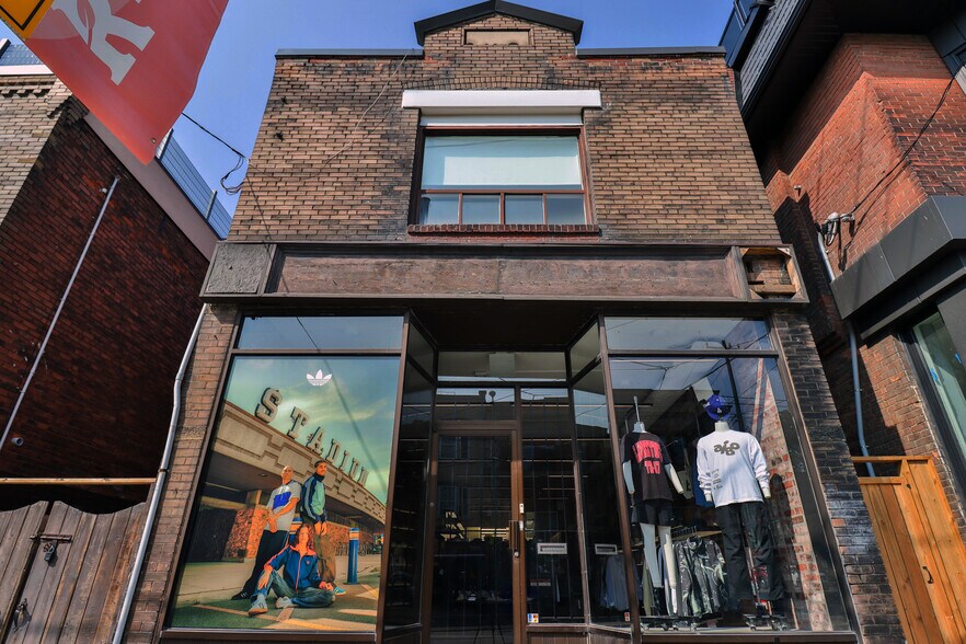 More Photos Of 406 Roncesvalles Ave, Toronto Storefront Retail Residential For Lease