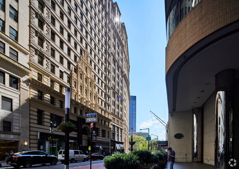 More Photos Of 32 Broadway, New York Office For Lease