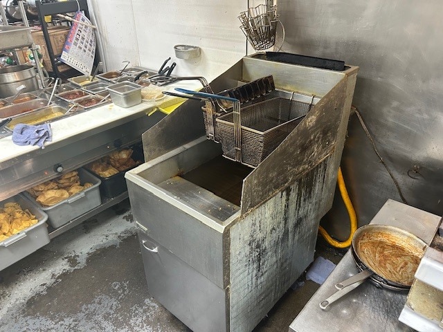 More Photos Of 6020 S Gun Club Rd, Aurora Storefront For Lease