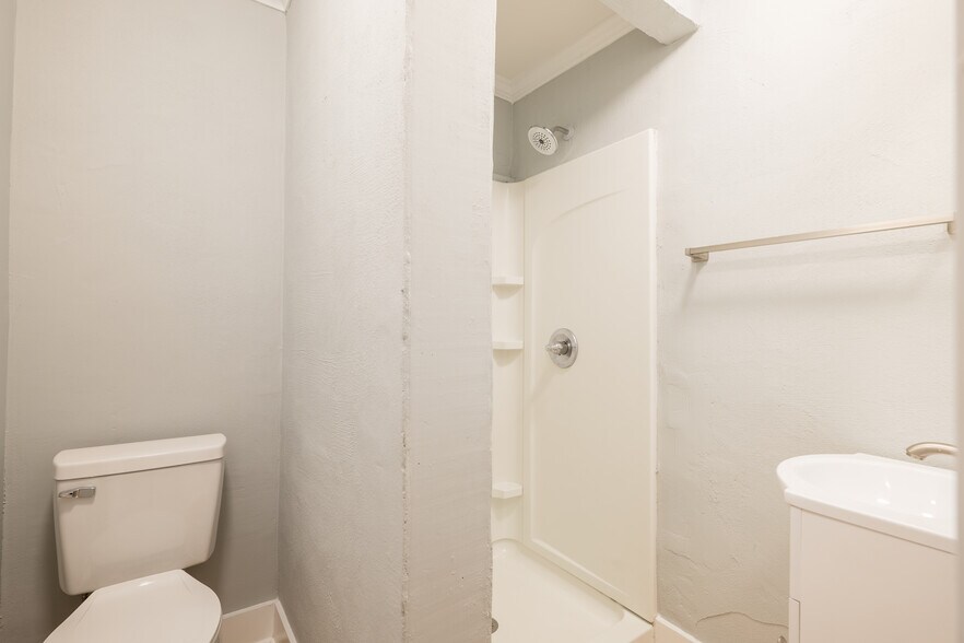 More Photos Of 149 West Thigpen Avenue, Lakeland Apartments For Sale