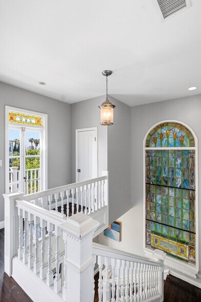 More Photos Of 1940 Market St, San Diego Office For Sale