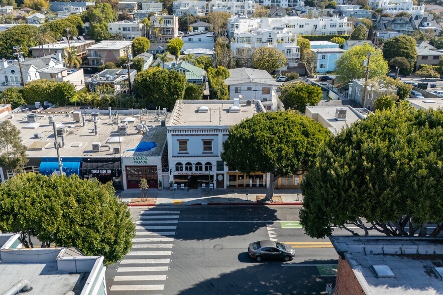More Photos Of 2917-2921 Main St, Santa Monica Storefront Retail Office For Lease