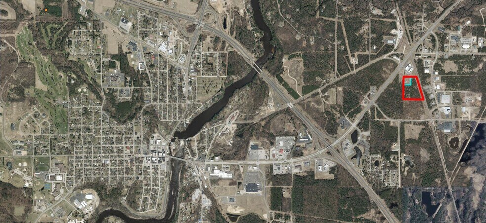 More Photos Of W10005 WI-54, Black River Falls Warehouse For Sale