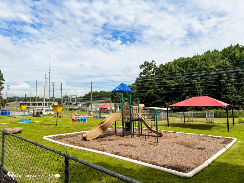 More Photos Of 431 Brownlee Rd, Jackson Daycare Center For Sale