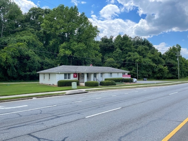 More Photos Of 851 Beaver Ruin Rd NW, Lilburn Office Residential For Sale