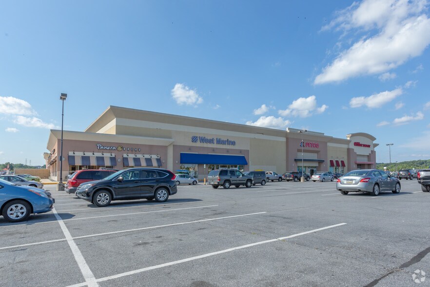 Primary Photo Of 8640 Pulaski Hwy, Rosedale Freestanding For Lease