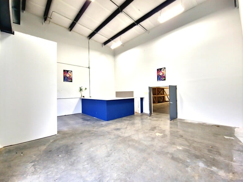 More Photos Of 1010 Van Buren Ave, Indian Trail Light Distribution For Lease