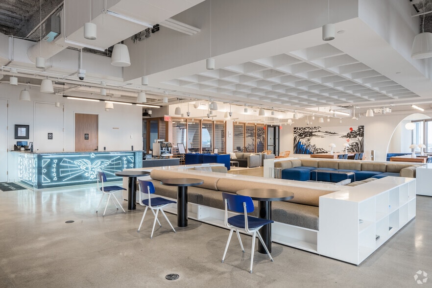 More Photos Of 211 N Broadway, Saint Louis Office For Lease