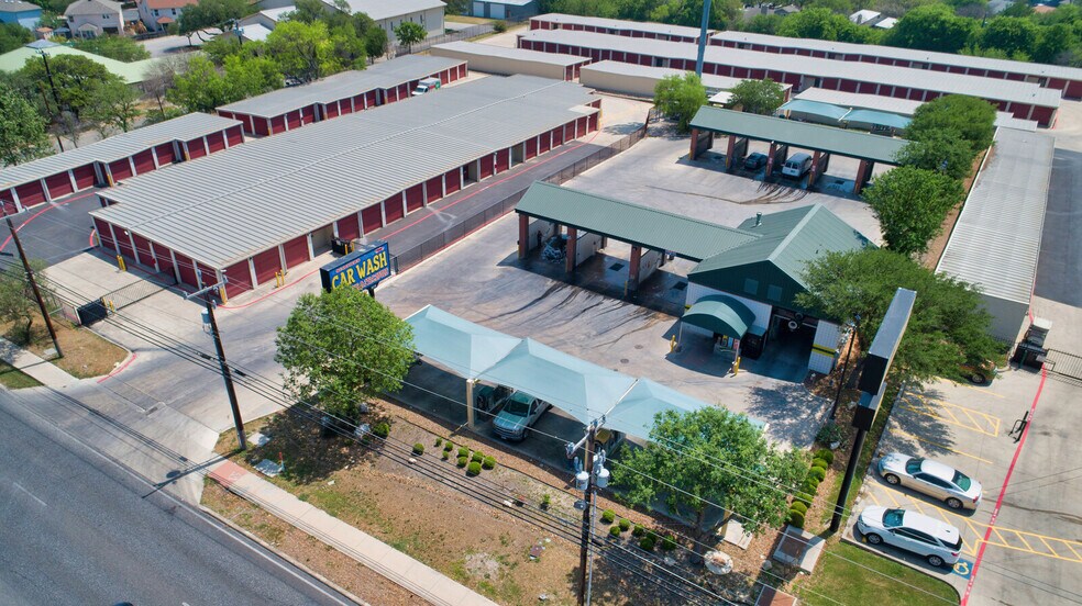 More Photos Of 9576 Potranco Rd, San Antonio General Retail For Sale