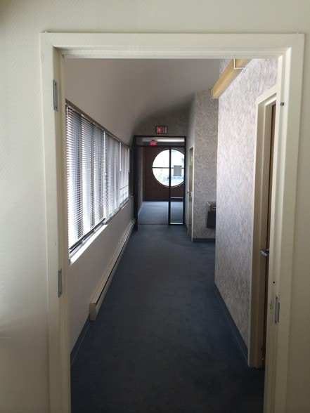 More Photos Of 33 W Franklin St, Hagerstown Coworking Space