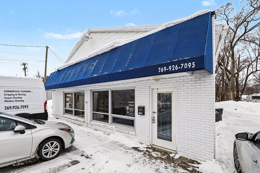 More Photos Of 1240 Pipestone Rd, Benton Harbor Office For Sale