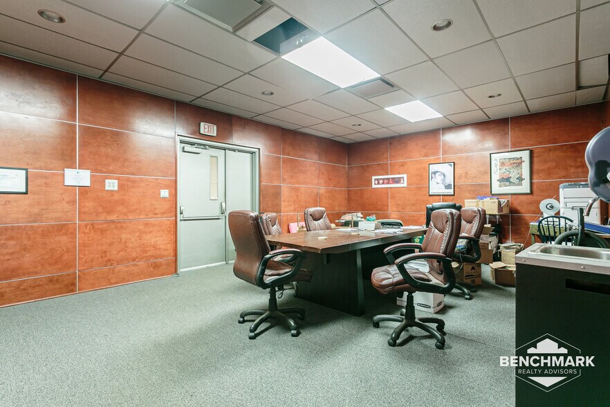 More Photos Of 740 Driving Park Ave, Rochester Light Manufacturing For Lease