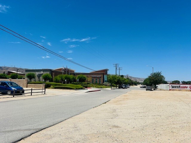 More Photos Of 41921 50th Street West, Quartz Hill Land For Sale