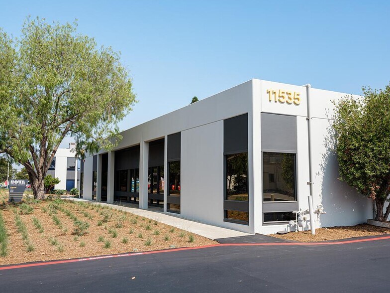 More Photos Of 11555 Sorrento Valley Rd, San Diego Unknown For Lease