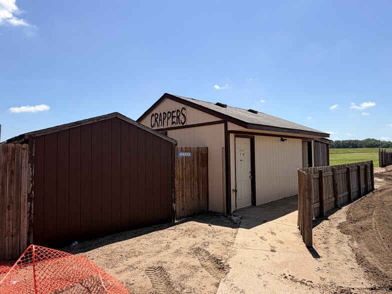 More Photos Of 4700 41st St, Sioux City Restaurant For Sale