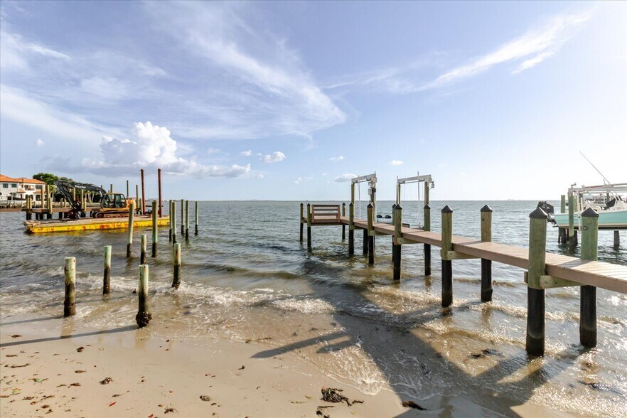 More Photos Of 5102 W Longfellow Ave, Tampa Land For Sale