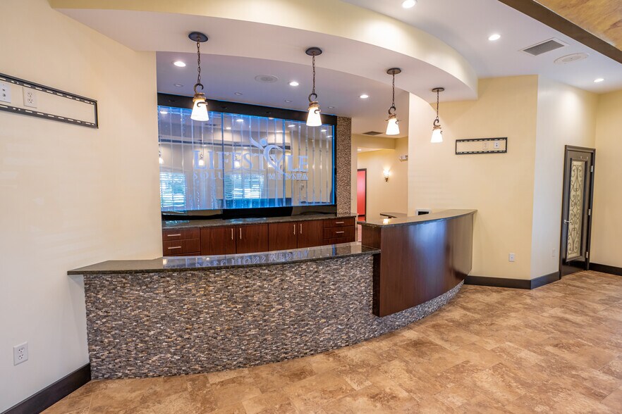 More Photos Of 8550 NE 138th Ln, The Villages Medical For Sale