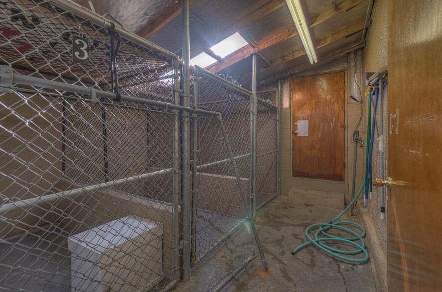 More Photos Of 22540 Us Highway 160, Walsenburg Veterinarian Kennel For Sale