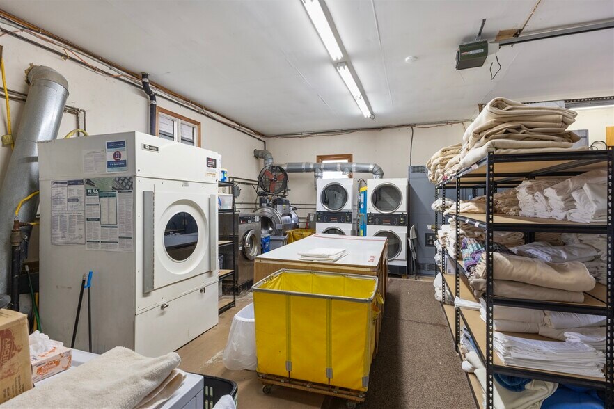 More Photos Of 230 West Ave, Saratoga Springs Land For Sale