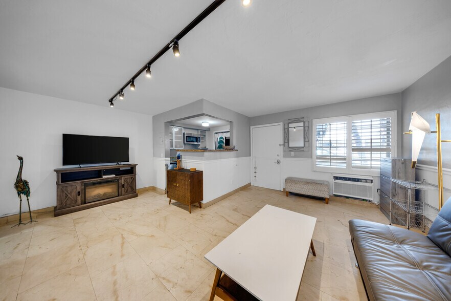 More Photos Of 759 Meridian Ave, Miami Beach Apartments For Sale