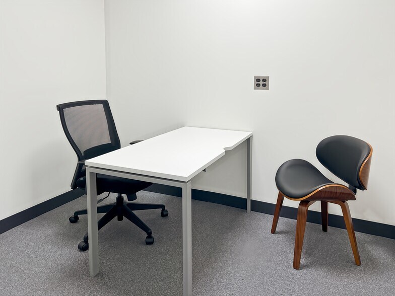 More Photos Of 205 S Whiting St, Alexandria Coworking Space