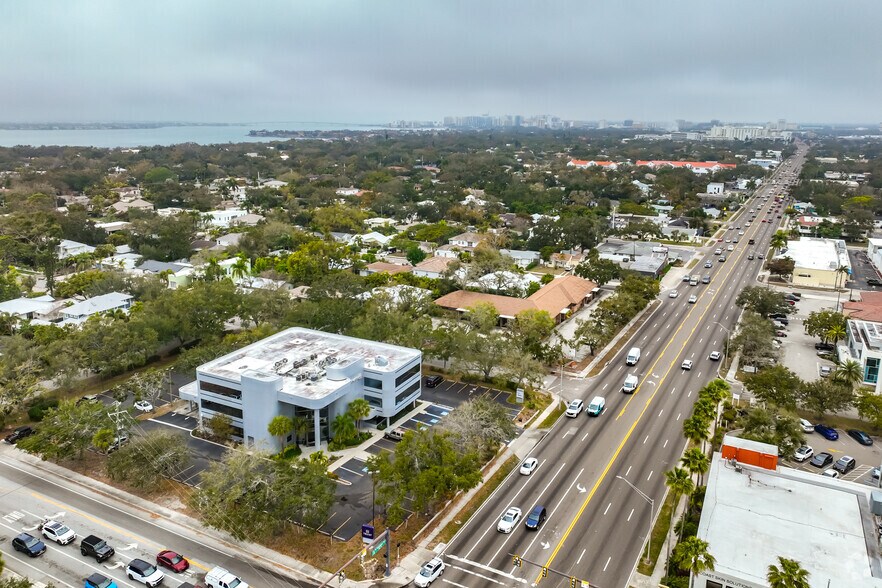 More Photos Of 3400 S Tamiami Trl, Sarasota Office For Lease