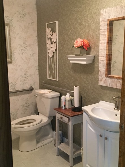 More Photos Of 2130 Highway 35, Sea Girt Medical For Sale