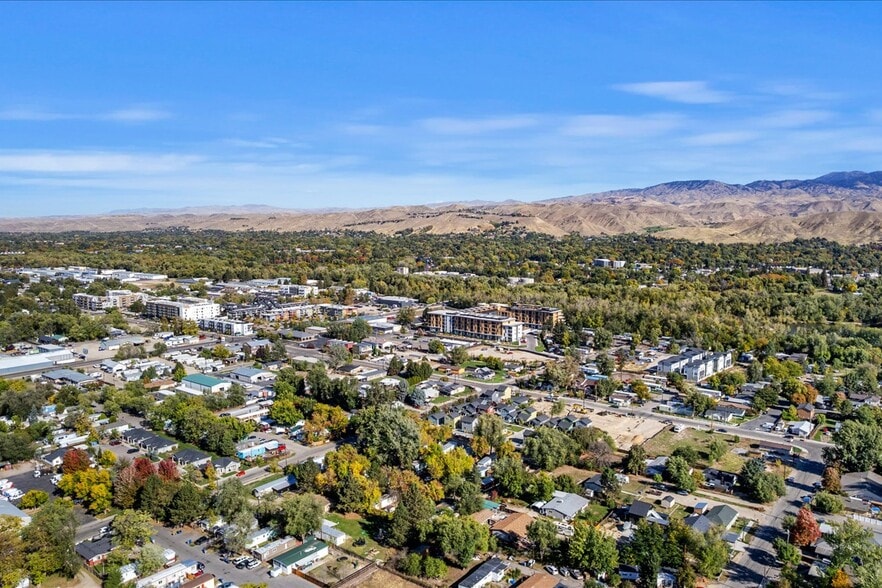 More Photos Of 213 E 40th St, Garden City Land For Sale