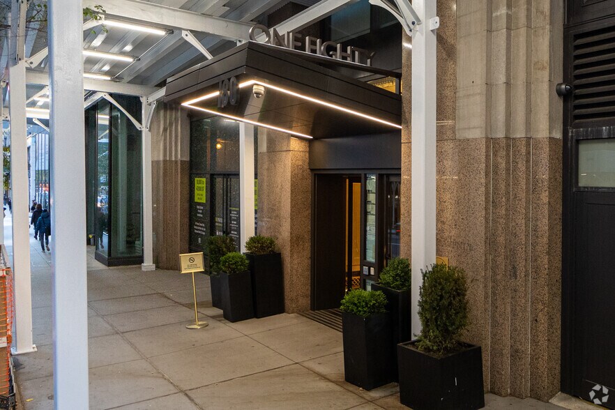 More Photos Of 180 Madison Ave, New York Office For Lease