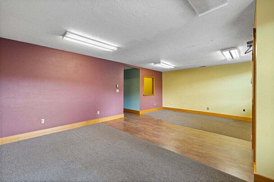 More Photos Of 1517 S Tacoma Way, Tacoma Warehouse For Sale