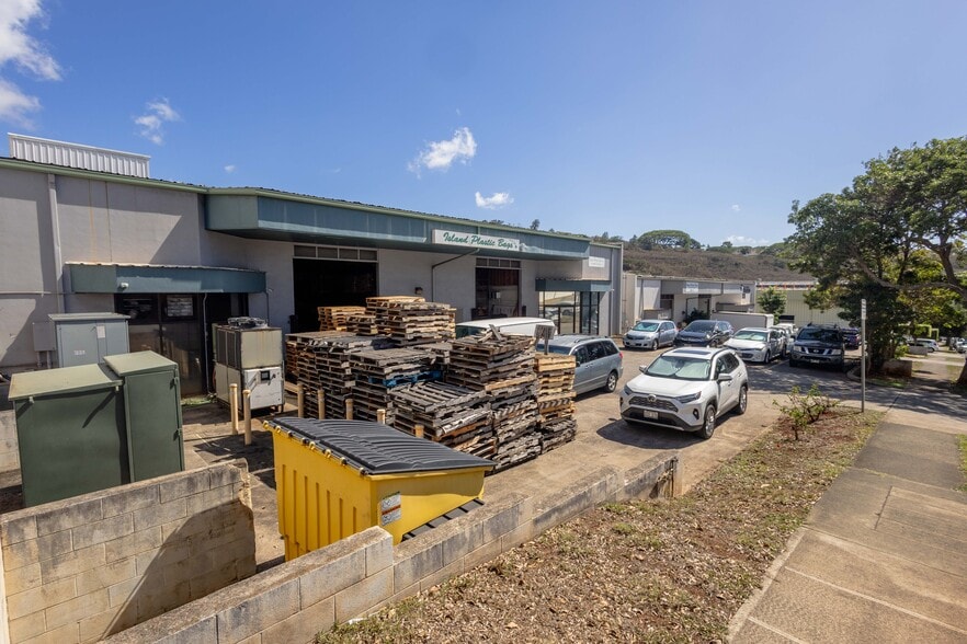 More Photos Of 99-1330 Koaha Pl, Aiea Warehouse For Sale