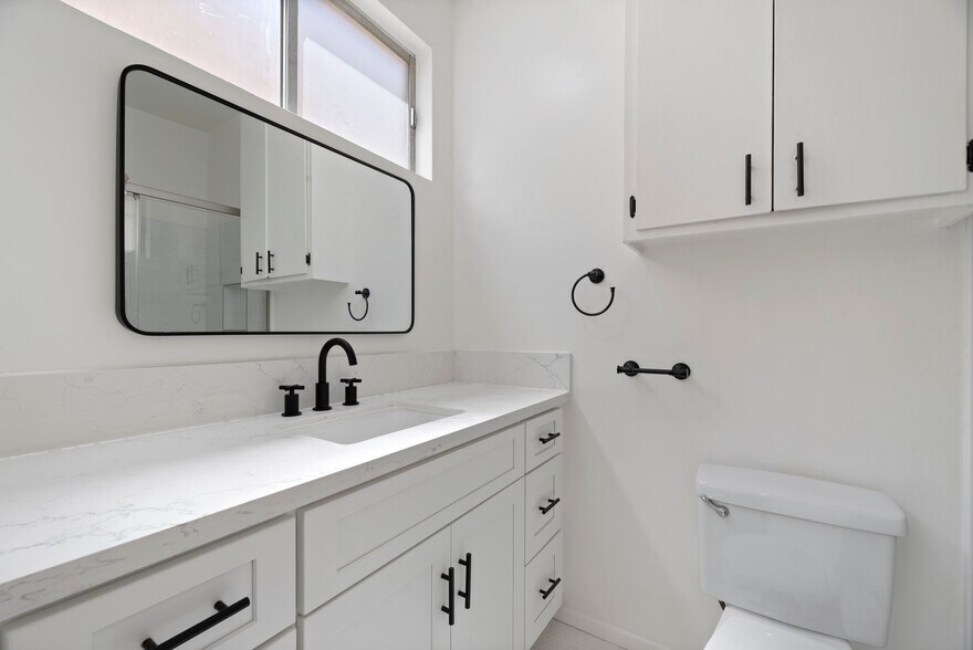 More Photos Of 329 S Rexford Dr, Beverly Hills Apartments For Sale