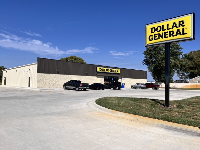 Primary Photo Of 16340 S Jonesville Rd, Columbus General Retail For Sale