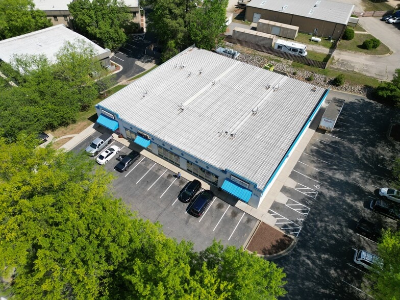 More Photos Of 2821 Spring Forest Rd, Raleigh Storefront For Sale