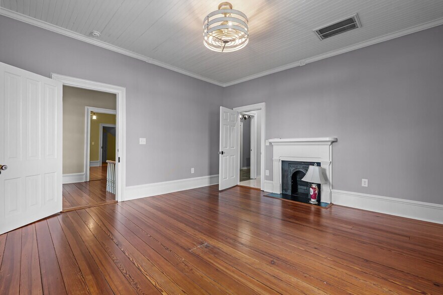 More Photos Of 202 W Main St, Sanford Office Residential For Sale