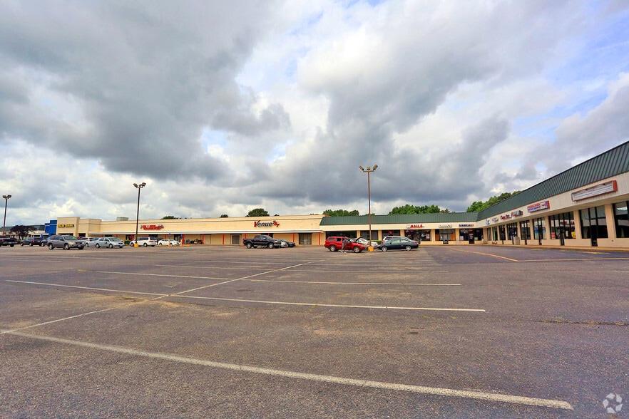 More Photos Of 4520-4644 George Washington Hwy, Portsmouth Storefront For Lease