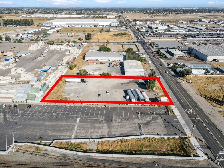 More Photos Of 1631 E Louise Ave, Lathrop Land For Lease