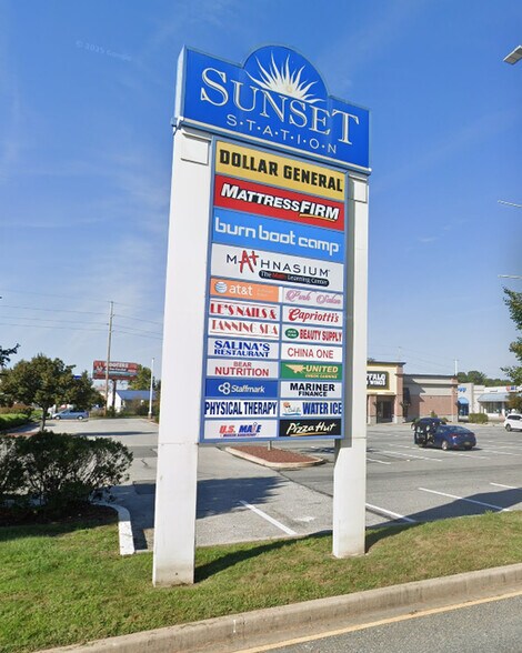 More Photos Of 1800 Pulaski Hwy, Bear Unknown For Lease