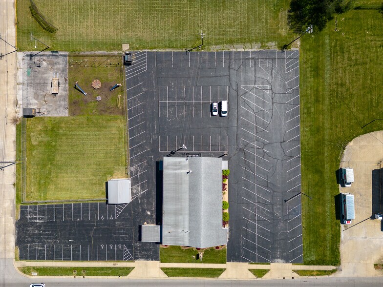 More Photos Of 2450 Pontoon Rd, Granite City Religious Facility For Sale