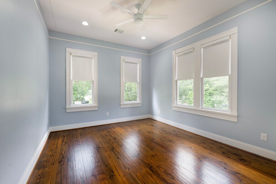 More Photos Of 1226 Heights Blvd, Houston Office For Sale