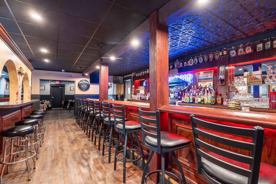 More Photos Of 3410 County Road HHH, Cuba City Bar For Sale