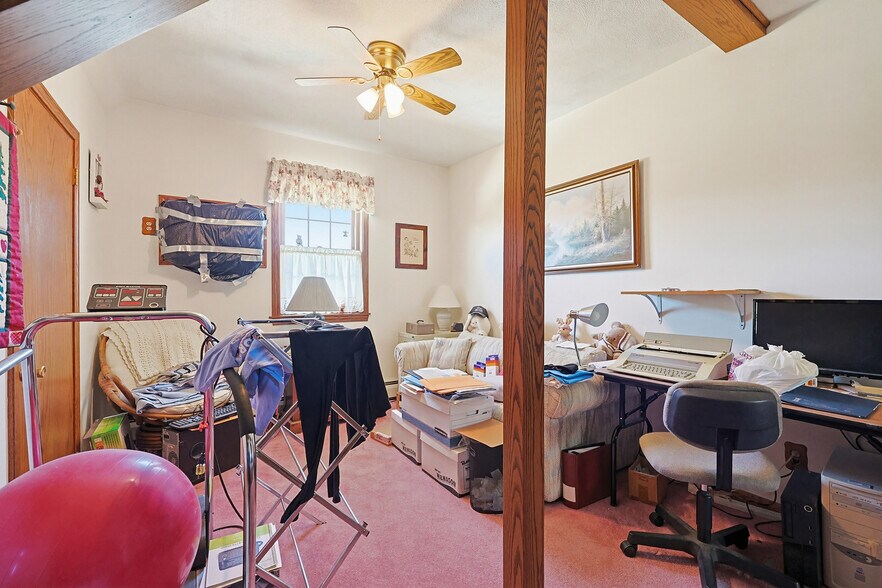 More Photos Of 1501 Lonsdale Ave, Lincoln General Retail For Sale